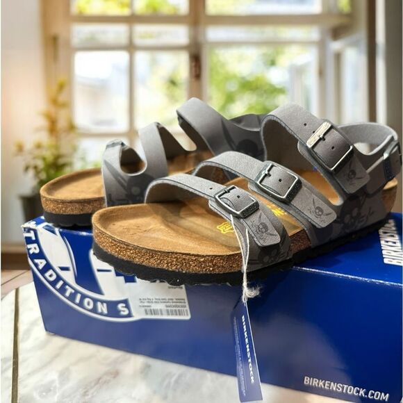 🆕🔥 NWT KIDS BIRKENSTOCK SANDALS Dark Skull Gray Regular Fit Size 37 US 4 - Picture 4 of 16